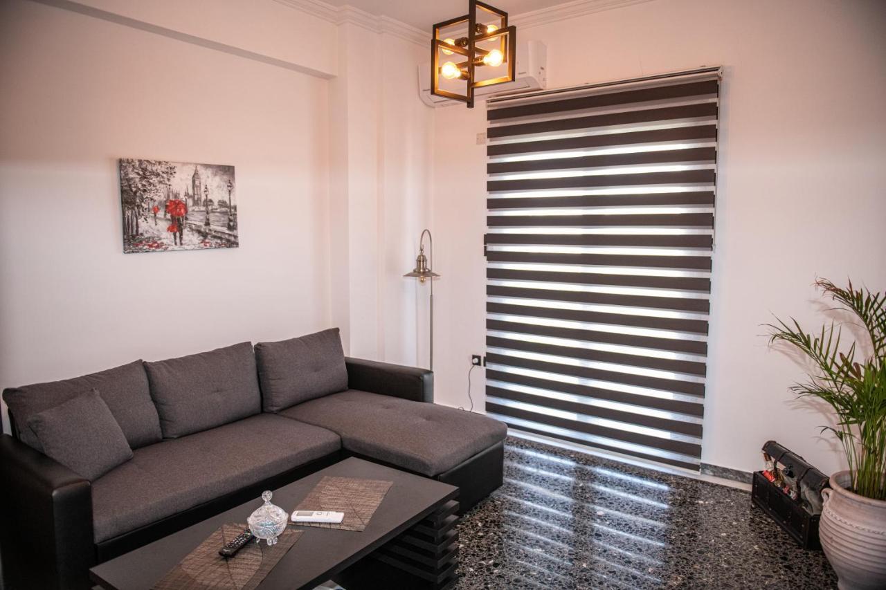 Sophia'S Place Piraeus Bagian luar foto