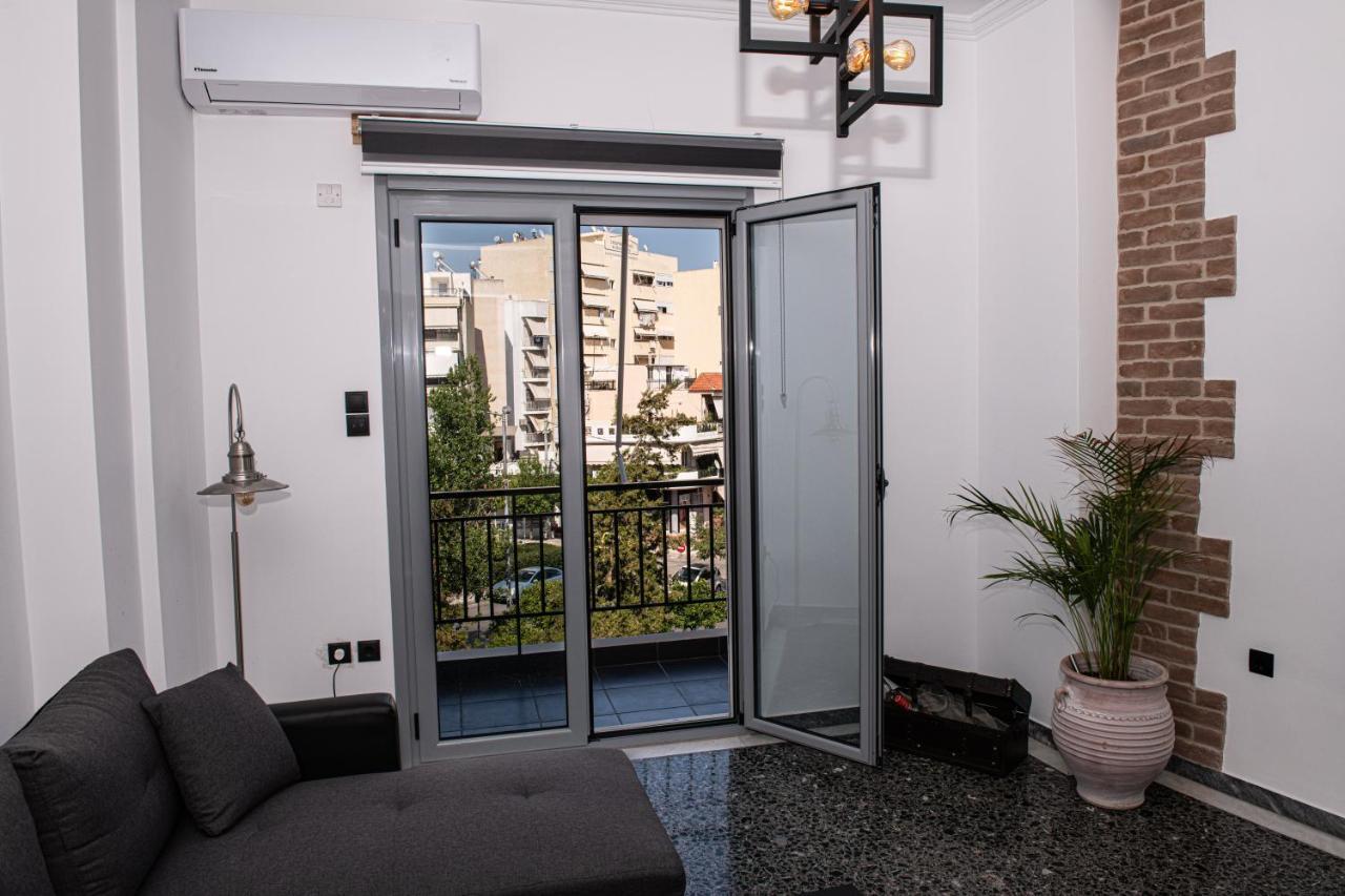 Sophia'S Place Piraeus Bagian luar foto